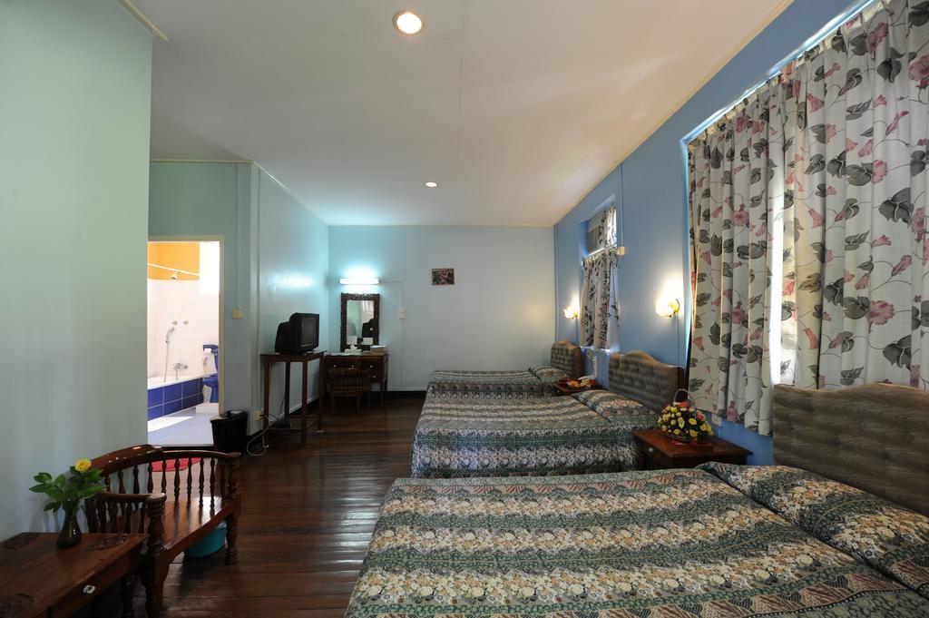 Thante Hotel - Nyaung Oo Room photo