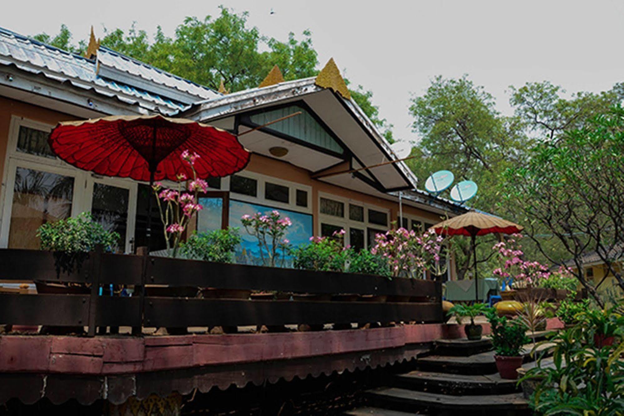 Thante Hotel - Nyaung Oo Exterior photo